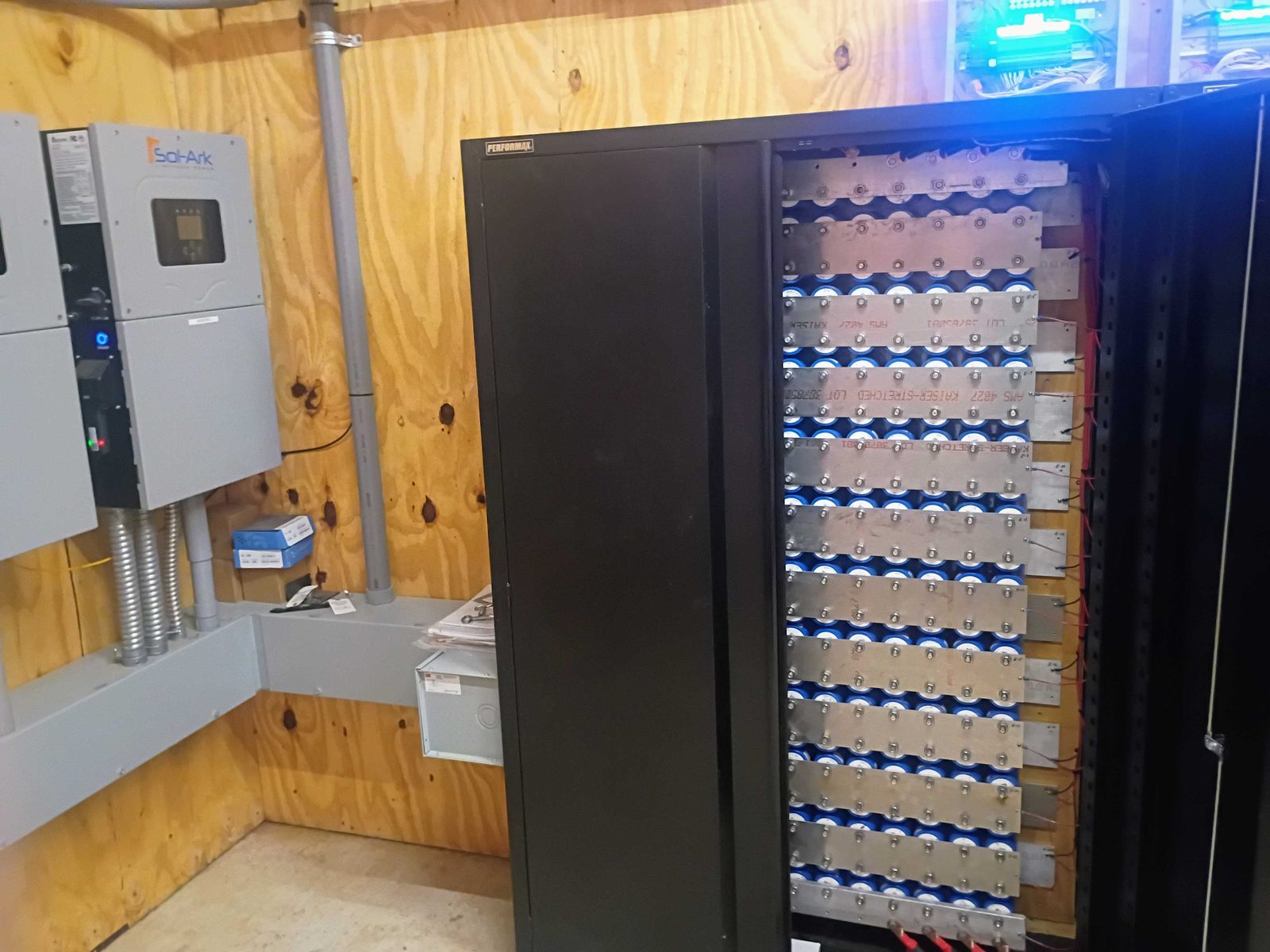 Lithium battery bank detail